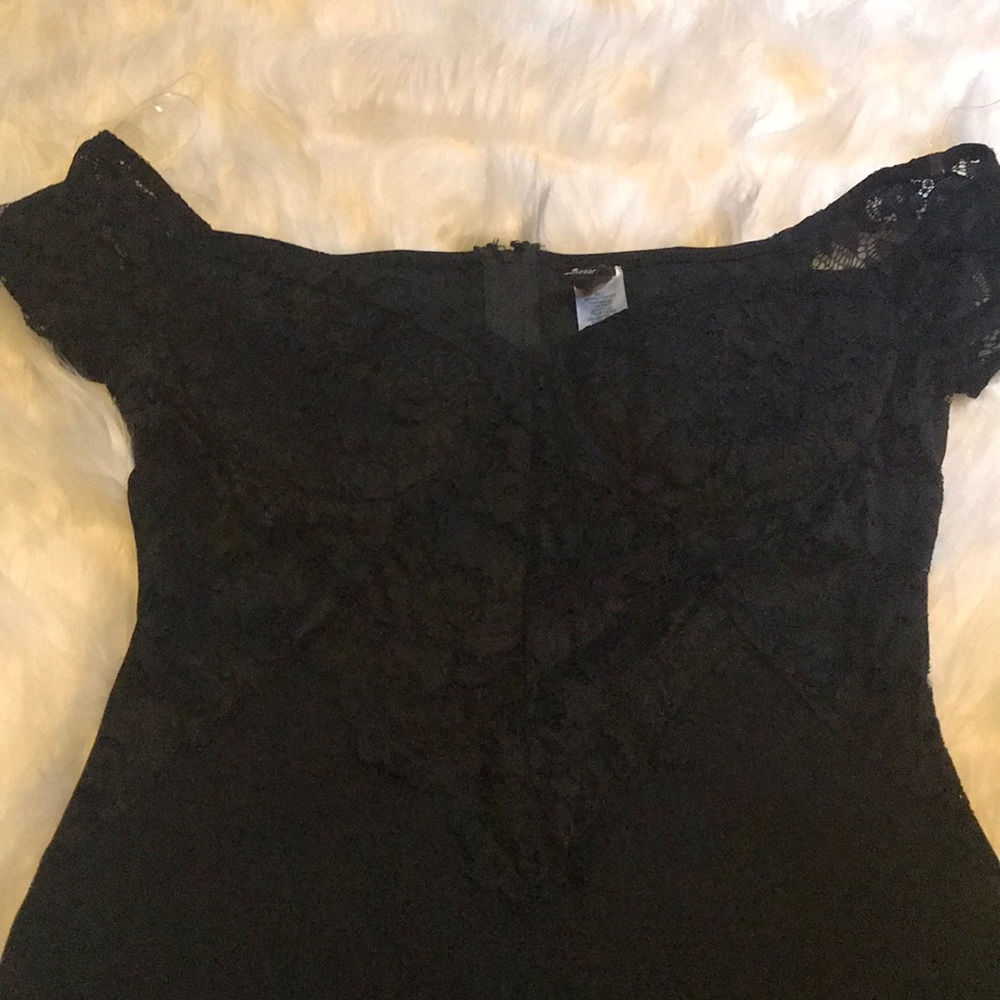 Dress - Picture 3 of 3
